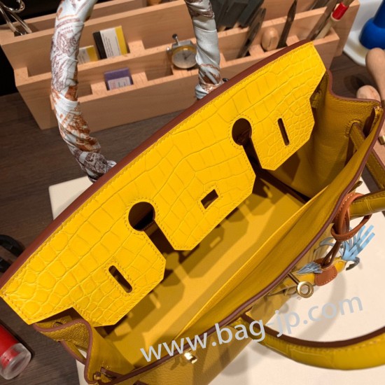 エルメスバーキン 30センチCrocodile& Touch 9D/Jaune Ambre ジョーヌアンブルゴールド金具 birkin30-020 全手縫い