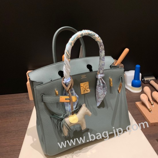 エルメスバーキン 30センチトゴ Togo 63/Vert Amande  ヴェールアマンドゴールド金具 birkin30-040 全手縫い