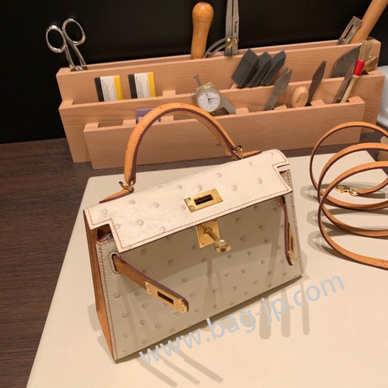 エルメスケリーミニ Kelly bag miniMini Kelly New stock  オーストリッチ ostrich パルシュマン 3C /Parchemin ゴールド金具 kellymini-026 全手縫い