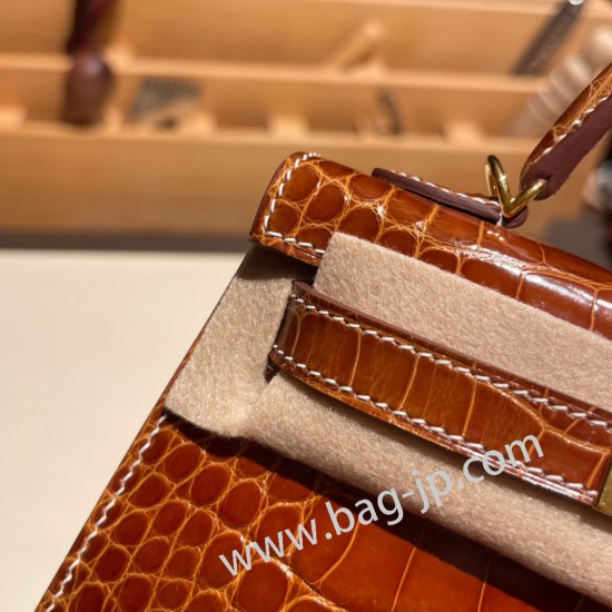 エルメスケリーミニ Kelly bag miniMini Kelly New stock  Alligateor Crocodile ブリュレ 4G /Brulee ゴールド金具 kellymini-097 全手縫い